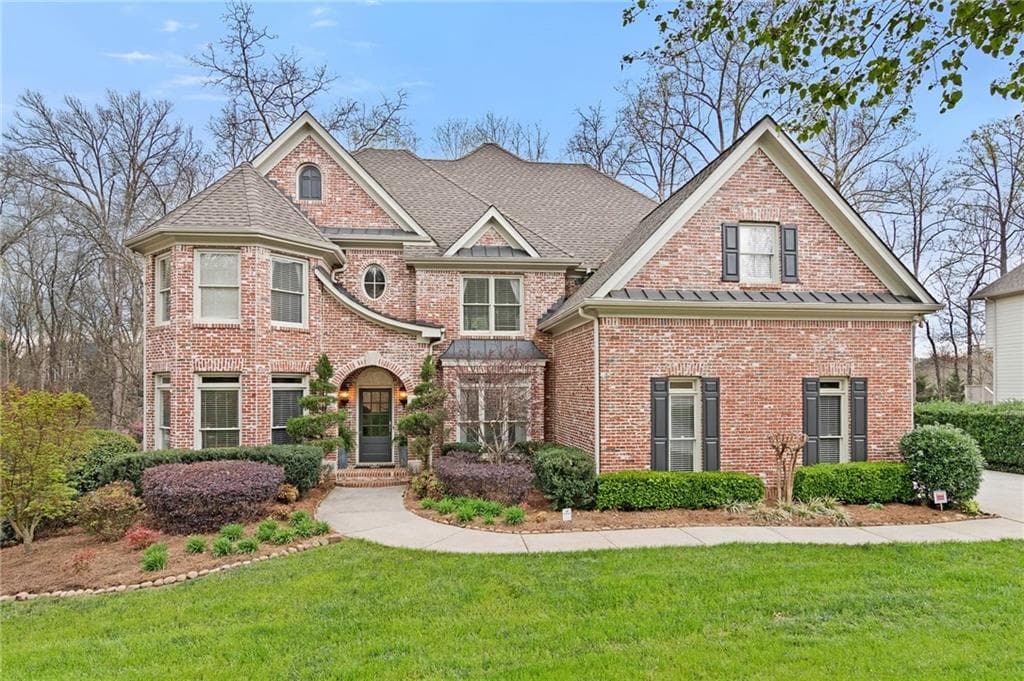 6 bedroom, 5 bathroom, 4,900 sq ft single family residence sold at 4265 Old Oak Trace, Cumming, GA 30041
