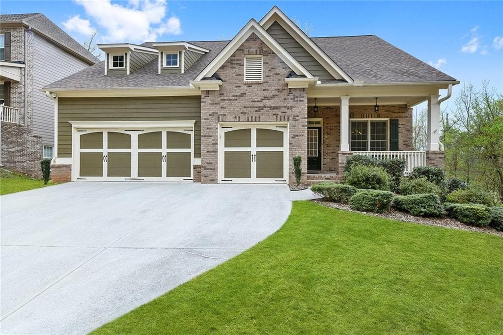 4 bedroom, 4 bathroom, 3,334 sq ft single family residence sold at 6350 Hampton Rock Lane, Cumming, GA 30041