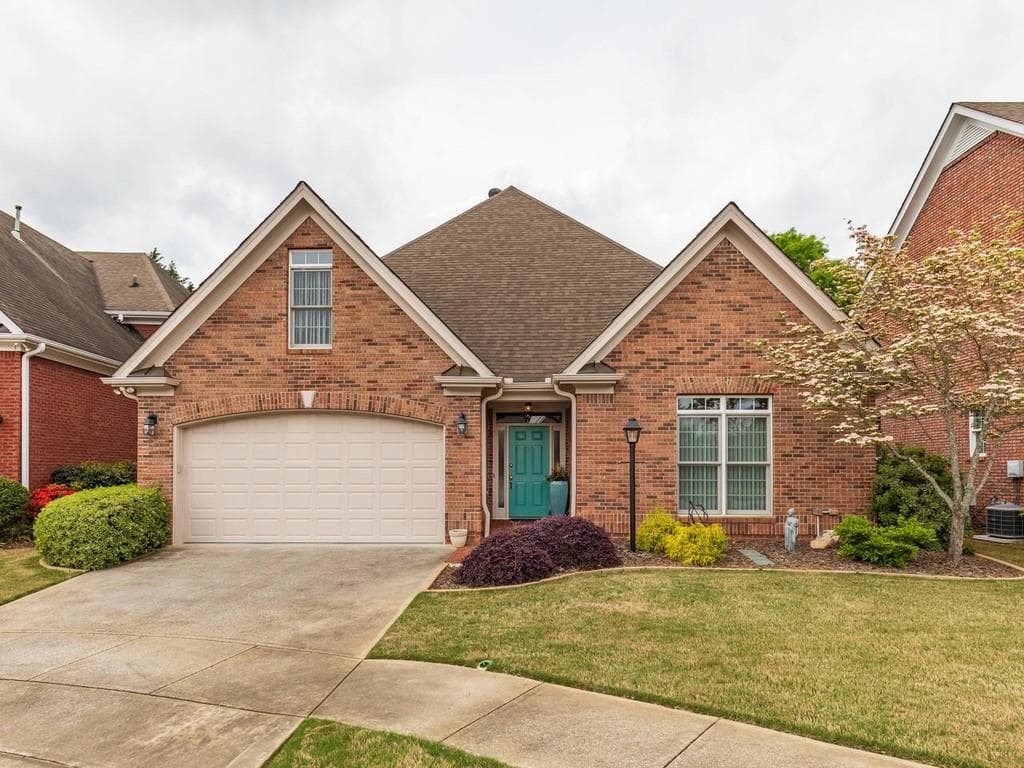 3 bedroom, 2 bathroom, 2,084 sq ft single family residence sold at 1832 GLENWOOD Lane, Snellville, GA 30078