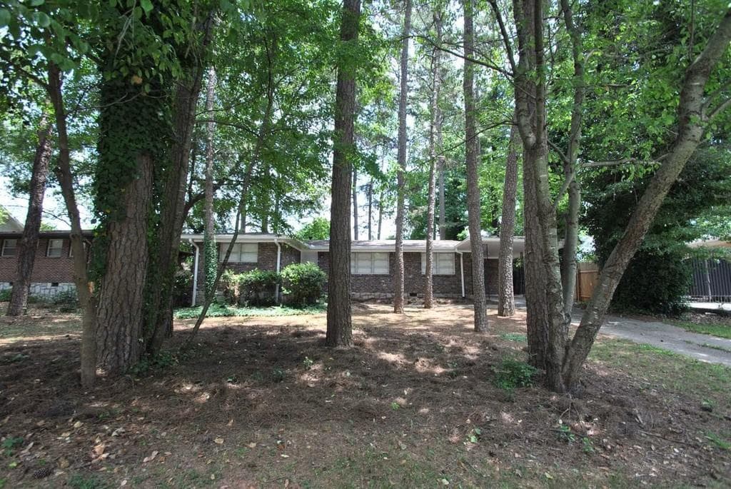 2480 Warwick Circle, Atlanta, GA 30345 — most recent listing photo
