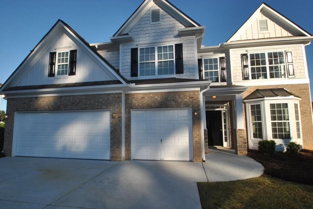5 bedroom, 4 bathroom, 4,340 sq ft single family residence sold at 707 Preserve Park Drive, Loganville, GA 30052