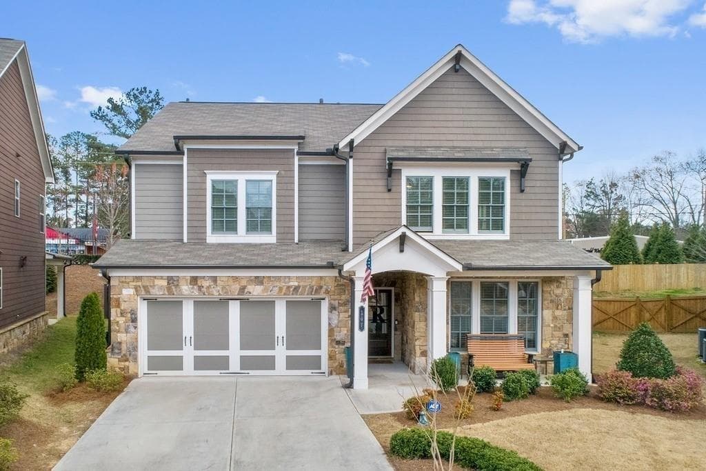 4 bedroom, 5 bathroom, 3,146 sq ft single family residence sold at 107 Still Pine Bend, Smyrna, GA 30082