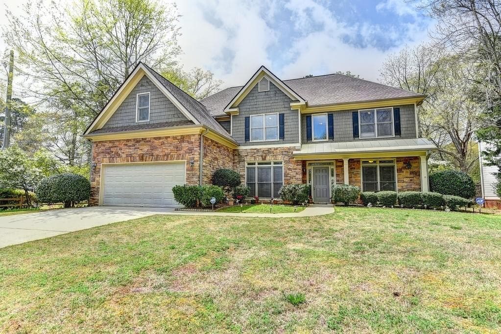 4454 Crestoak Drive, Smyrna, GA 30082 — most recent listing photo