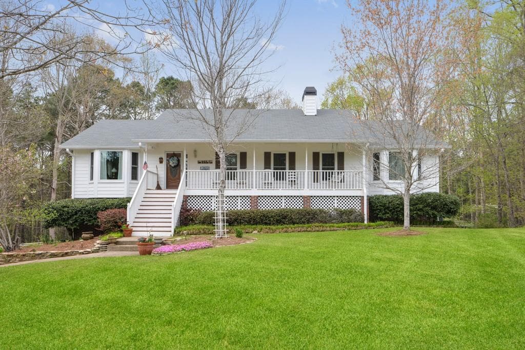 4 bedroom, 3 bathroom, 2,642 sq ft single family residence sold at 5868 Bridgemont Place, Acworth, GA 30101 — photo 1 of 1