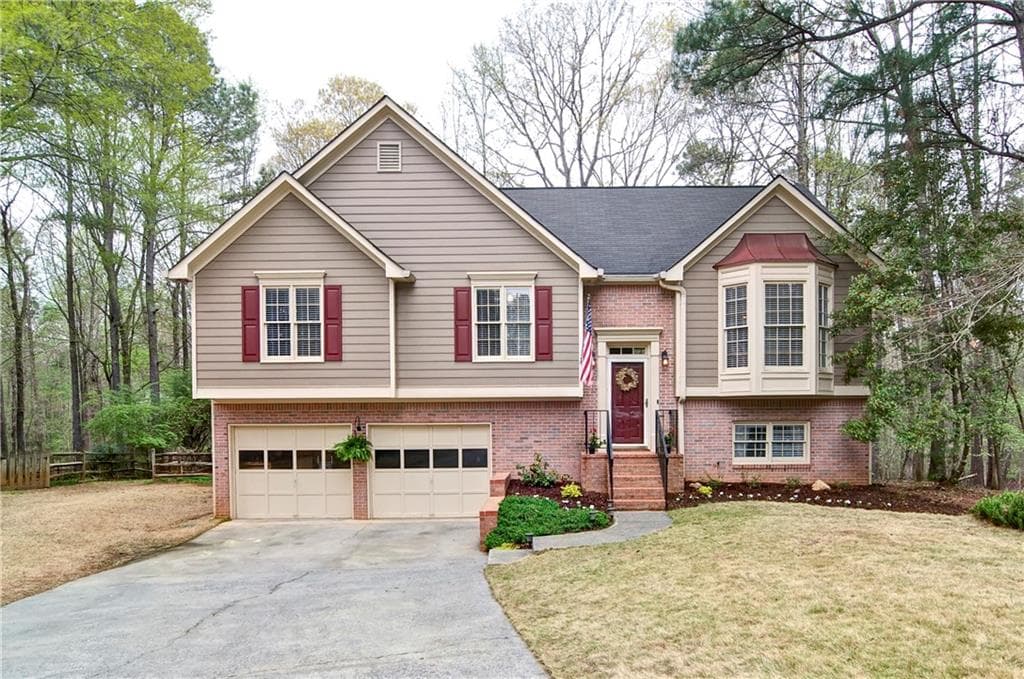 4 bedroom, 3 bathroom, 2,422 sq ft single family residence sold at 676 Wedgewood Drive, Woodstock, GA 30189