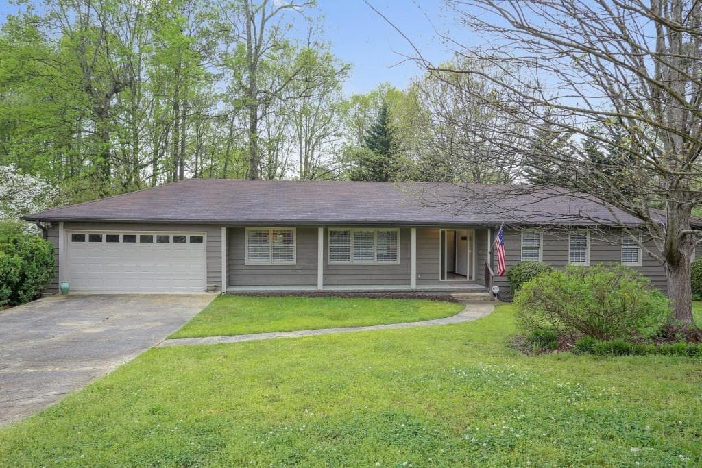 3001 Dara Drive, Marietta, GA 30066 — most recent listing photo