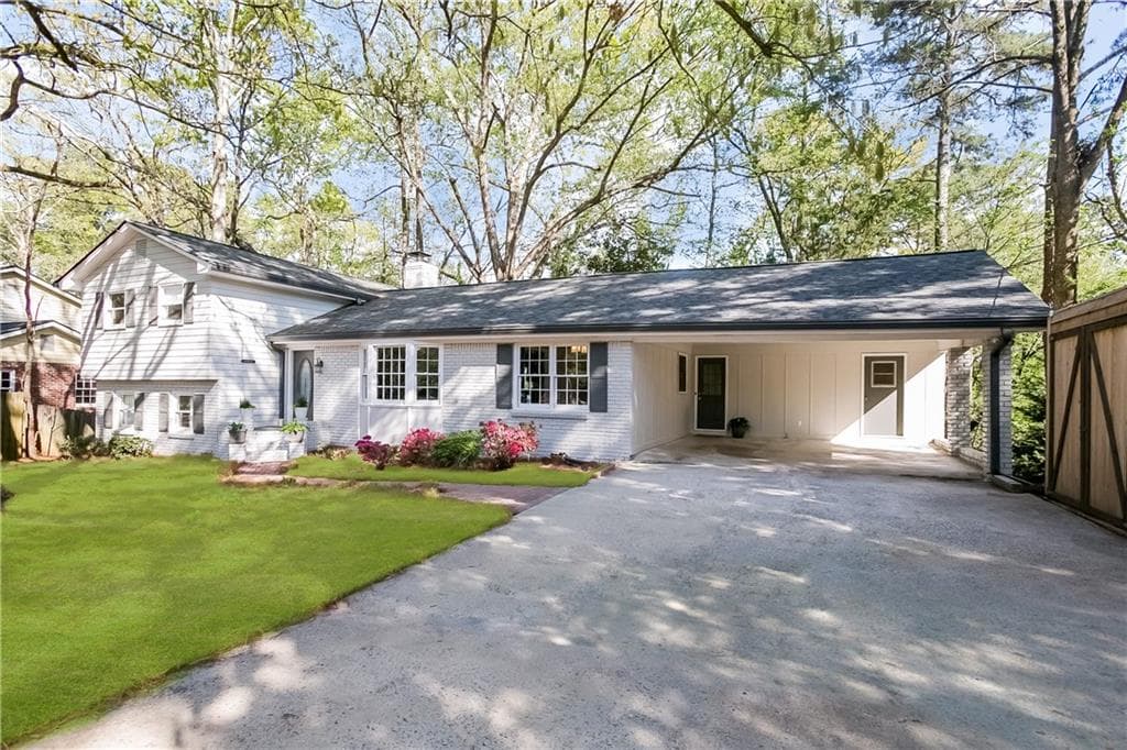 595 Wyncourtney Drive, Sandy Springs, GA 30328 — most recent listing photo