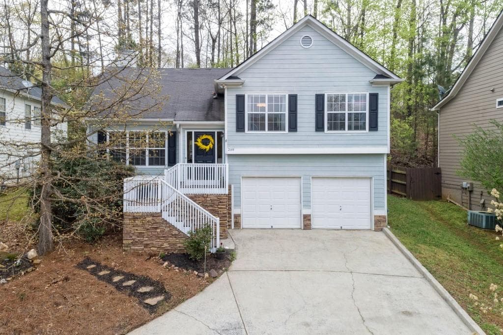 4 bedroom, 3 bathroom, 1,496 sq ft single family residence sold at 2644 McGuire Drive, Kennesaw, GA 30144