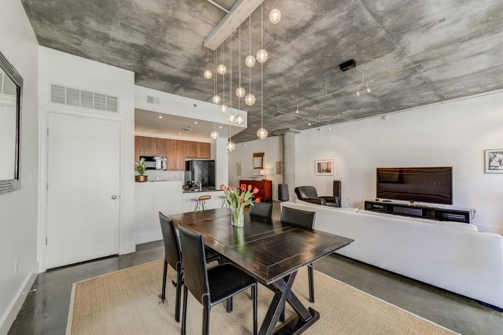 1 bedroom, 1 bathroom, 1,035 sq ft condominium sold at 845 Spring Street 223, Atlanta, GA 30308