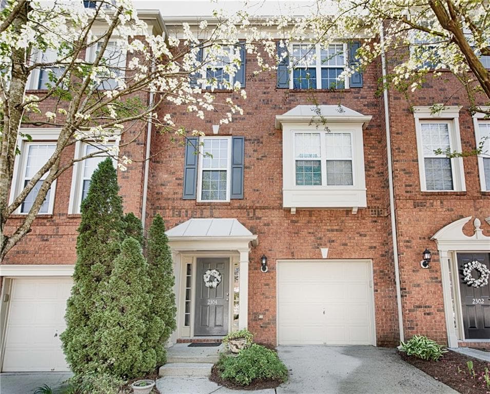 2304 Towneheights Terrace 10, Atlanta, GA 30339 — most recent listing photo
