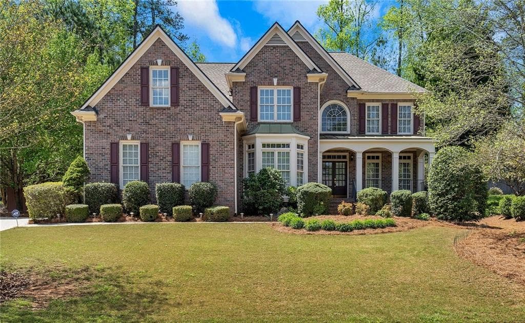 4 bedroom, 4 bathroom, 3,739 sq ft single family residence sold at 754 Vinings Estates Drive, Smyrna, GA 30126