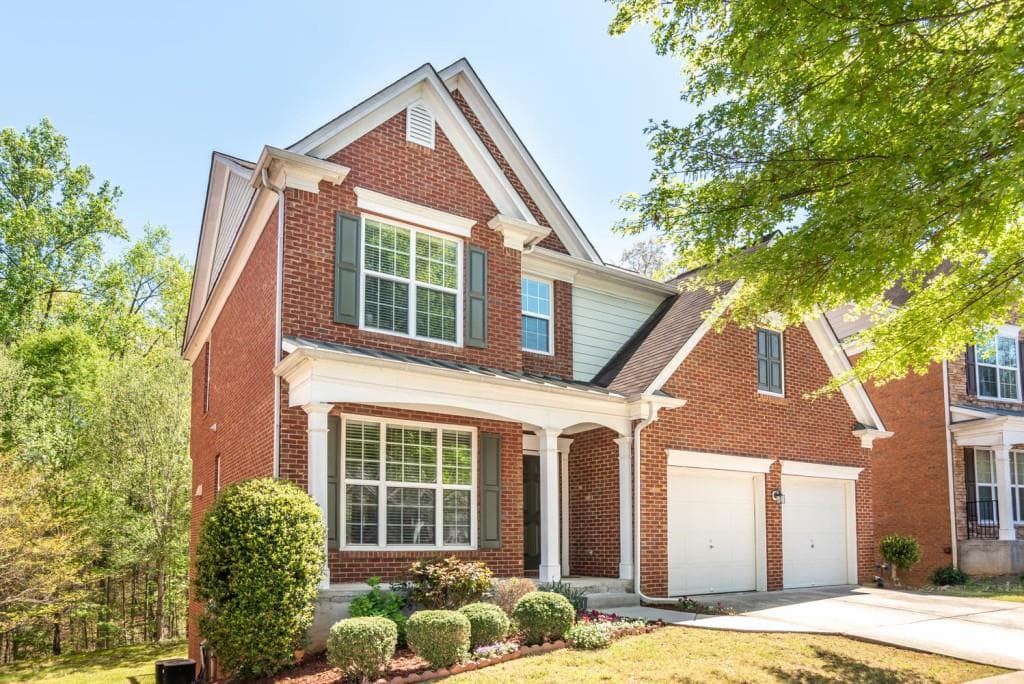 4 bedroom, 4 bathroom single family residence sold at 3313 Stoneham Drive, Duluth, GA 30097