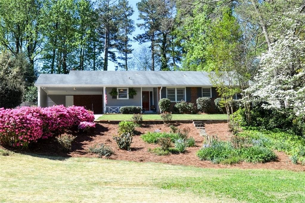650 Carriage Drive, Sandy Springs, GA 30328 — most recent listing photo