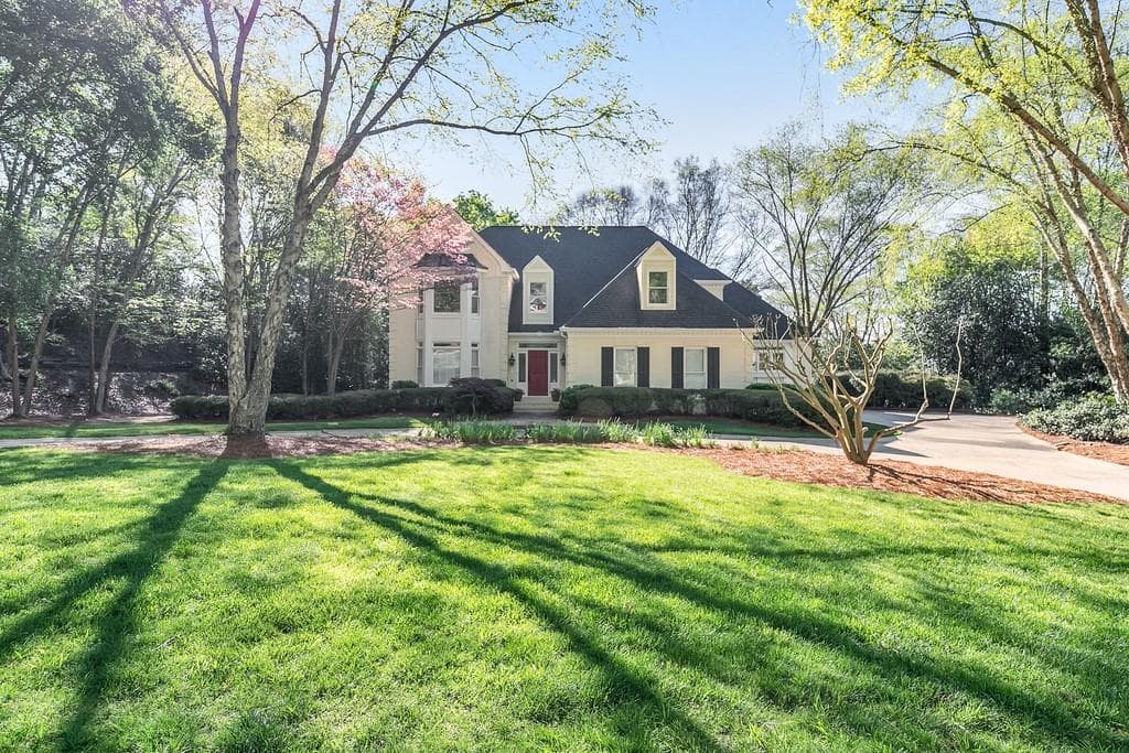 7845 Landowne Drive, Sandy Springs, GA 30350 — most recent listing photo