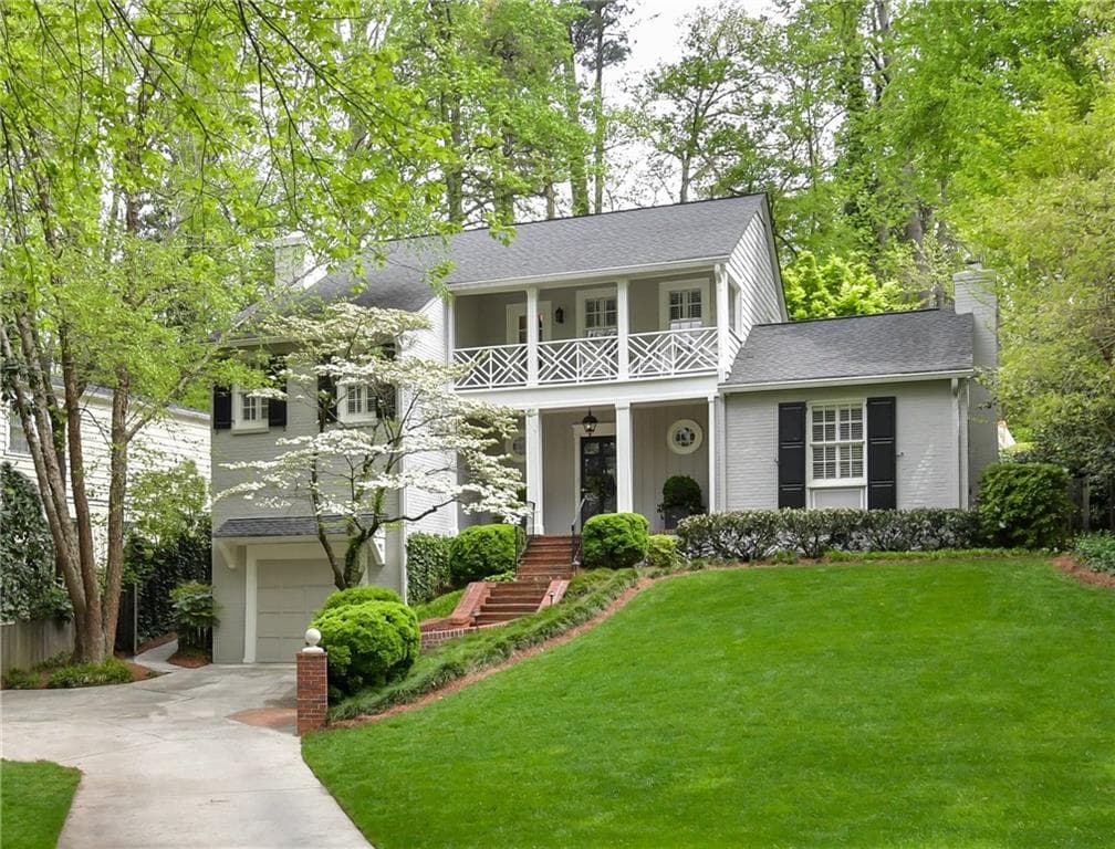 3 bedroom, 3 bathroom, 2,770 sq ft single family residence sold at 3925 Club Drive, Atlanta, GA 30319