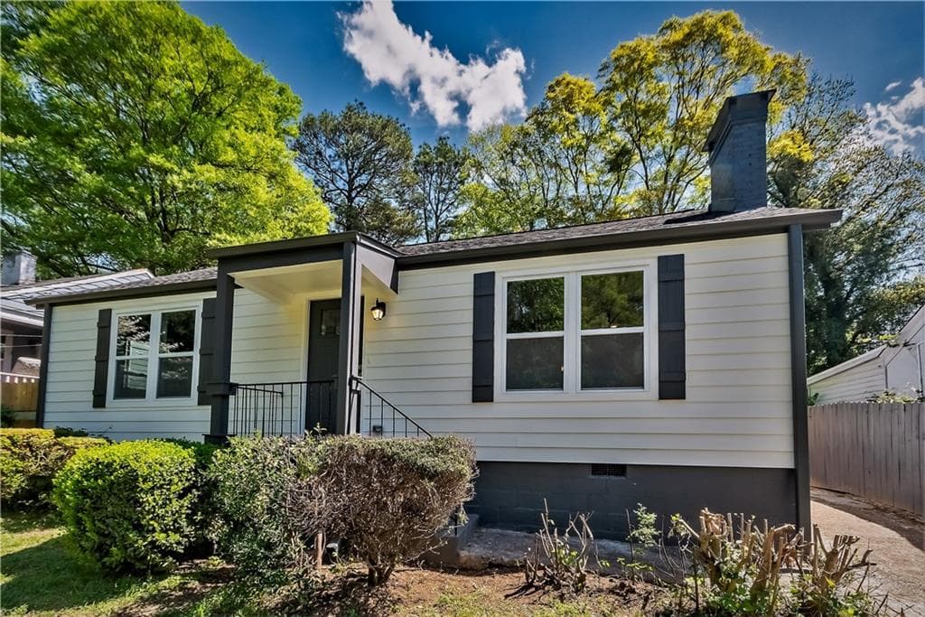 3 bedroom, 2 bathroom, 1,466 sq ft single family residence sold at 1294 Westmont Road, Atlanta, GA 30311