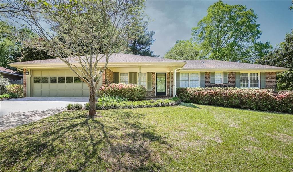 384 Royal Oaks Terrace, Stone Mountain, GA 30087 — most recent listing photo