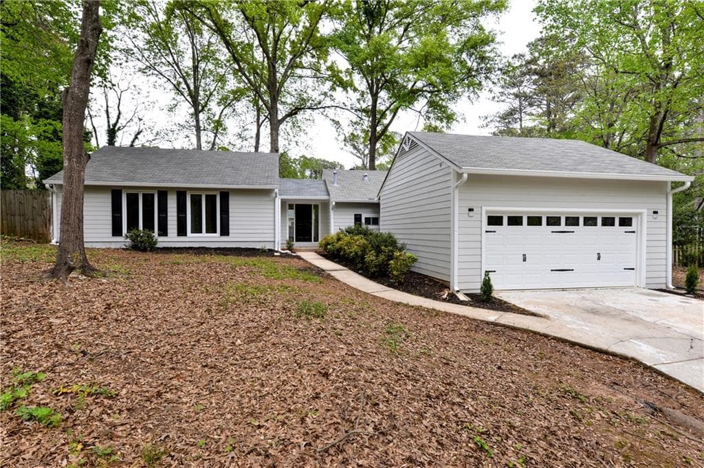 2187 Kinridge Road, Marietta, GA 30062 — most recent listing photo