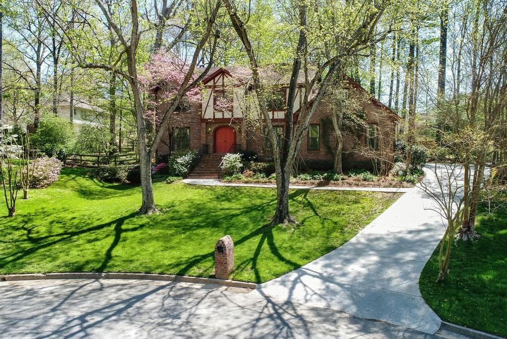 6265 Applegate Court, Peachtree Corners, GA 30092 — most recent listing photo