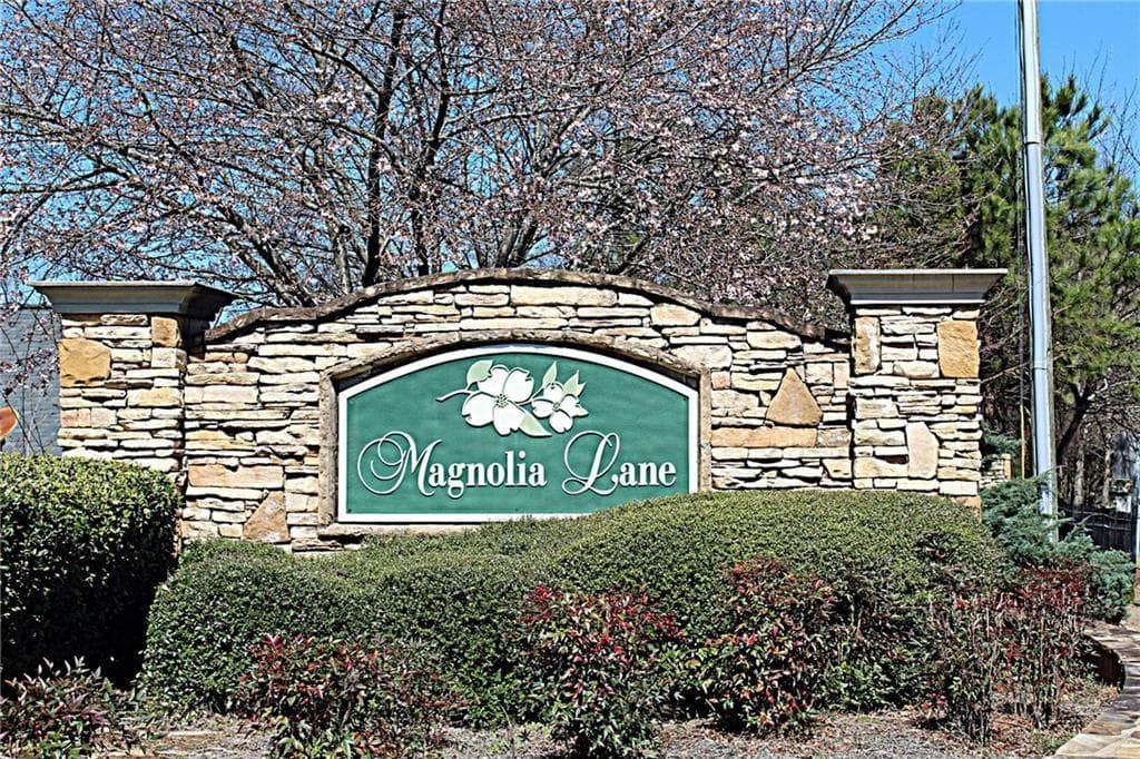 3328 Raes Creek Road 19, Marietta, GA 30008 — most recent listing photo