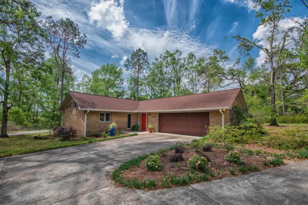 1606 Oak Drive, Bainbridge, GA 39819 — most recent listing photo