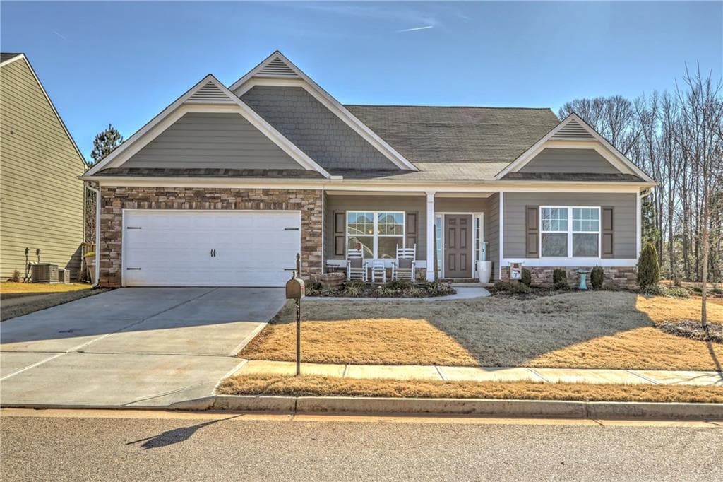 357 Freedom Parkway, Hoschton, GA 30548 — most recent listing photo