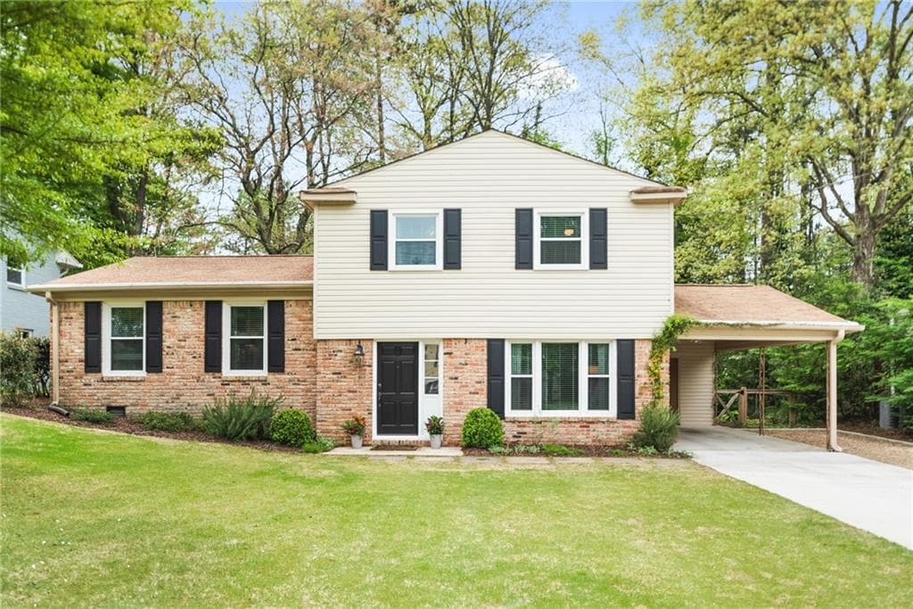 3 bedroom, 2 bathroom, 1,895 sq ft single family residence sold at 2745 Eaton Place, Chamblee, GA 30341