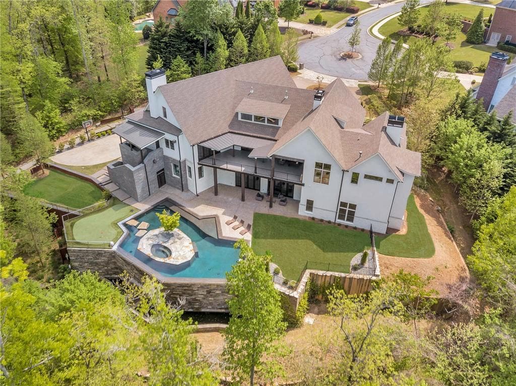 1075 Balmoral Lane, Roswell, GA 30075 — most recent listing photo