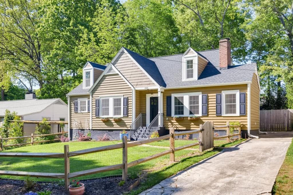 1925 Montrose Drive, East Point, GA 30344 — most recent listing photo