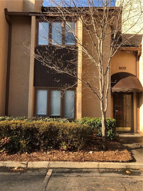 305 Roswell Landings Drive, Roswell, GA 30075 — most recent listing photo