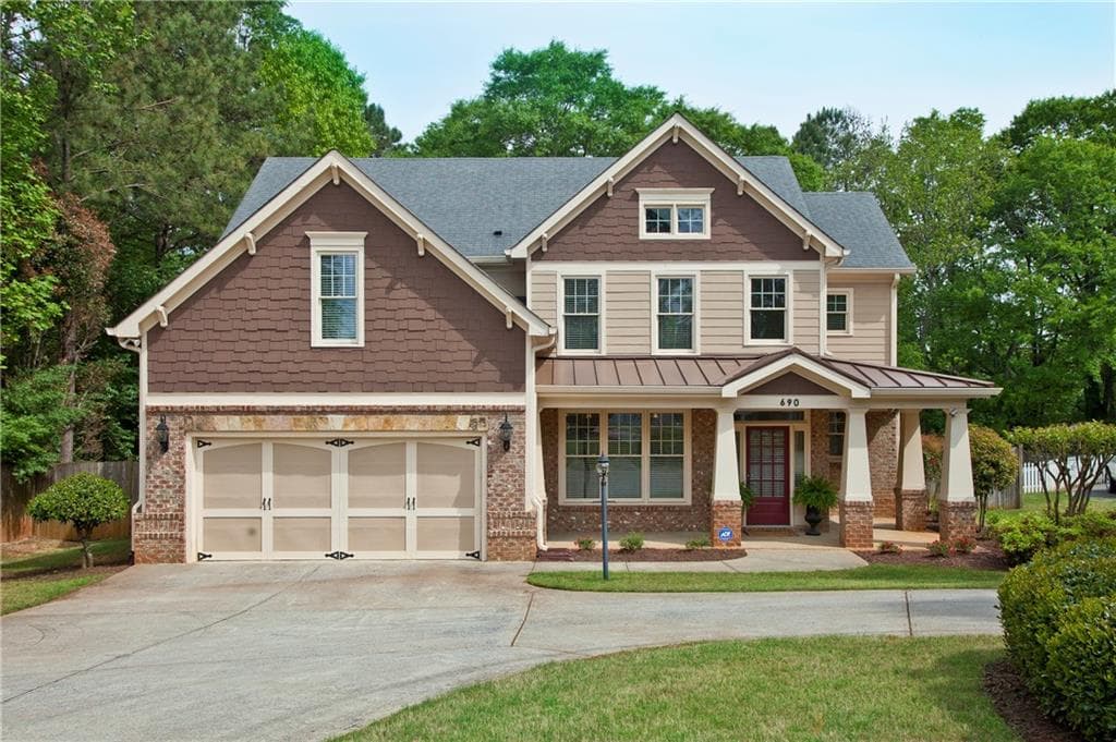 4 bedroom, 3 bathroom, 2,698 sq ft single family residence sold at 690 Concord Road, Smyrna, GA 30082