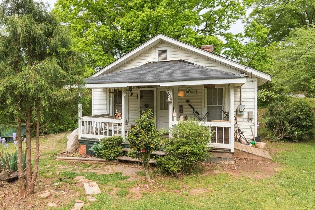 549 Jackson Street, Buford, GA 30519 — most recent listing photo