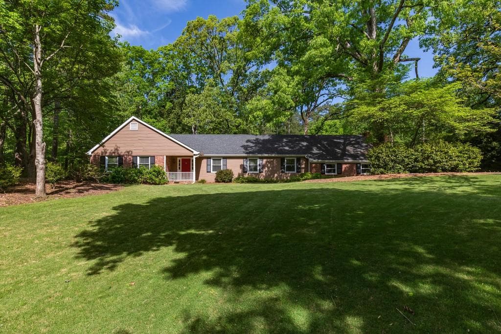 1570 Huntingdon Trail, Sandy Springs, GA 30350 — most recent listing photo