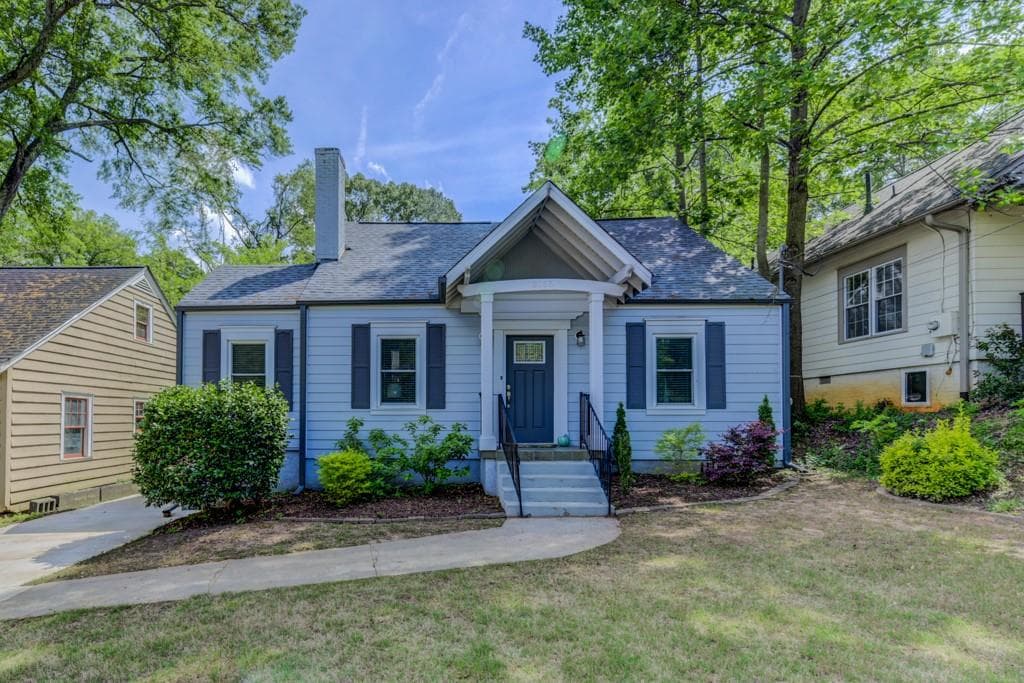 4 bedroom, 3 bathroom, 1,796 sq ft single family residence sold at 2165 HOSEA L WILLIAMS Drive, Atlanta, GA 30317