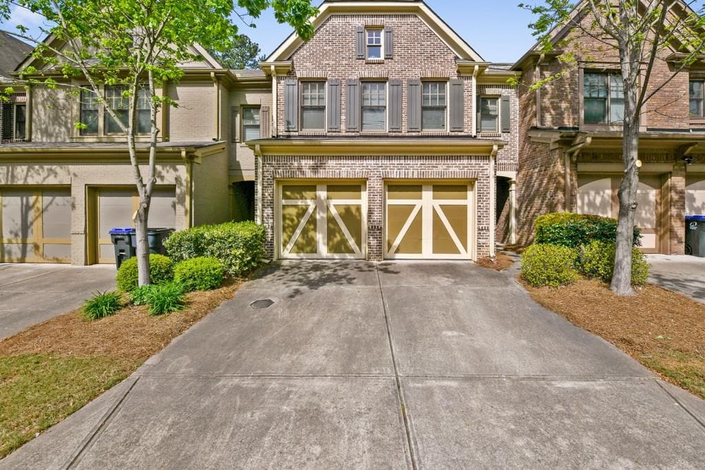 3 bedroom, 3 bathroom, 1,765 sq ft townhouse sold at 1440 Winshire Cove 46, Alpharetta, GA 30004