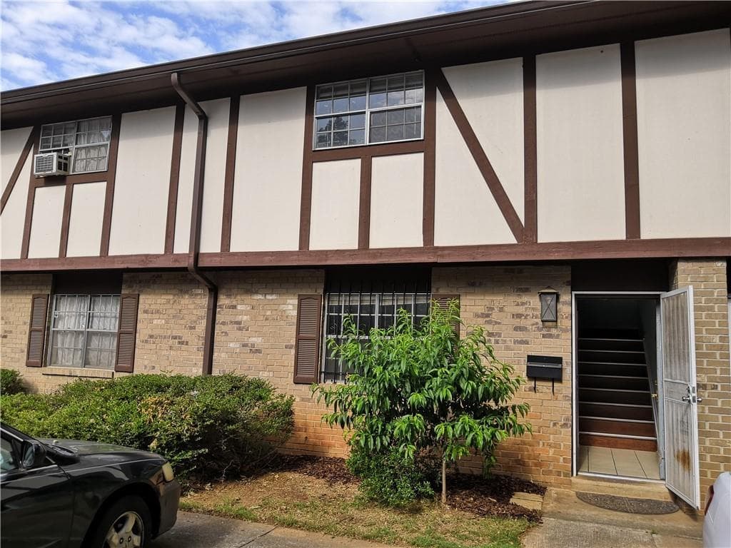 2944 N Dekalb Drive E, Doraville, GA 30340 — most recent listing photo