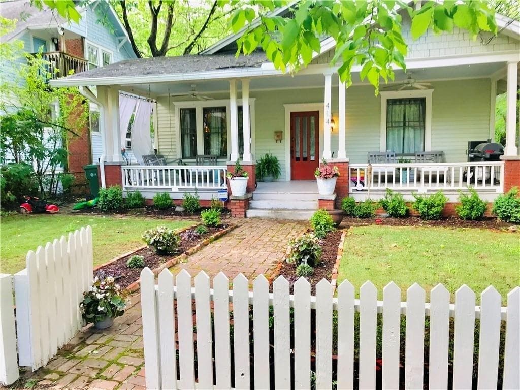 3 bedroom, 2 bathroom, 1,678 sq ft single family residence sold at 414 5th Street, Atlanta, GA 30308