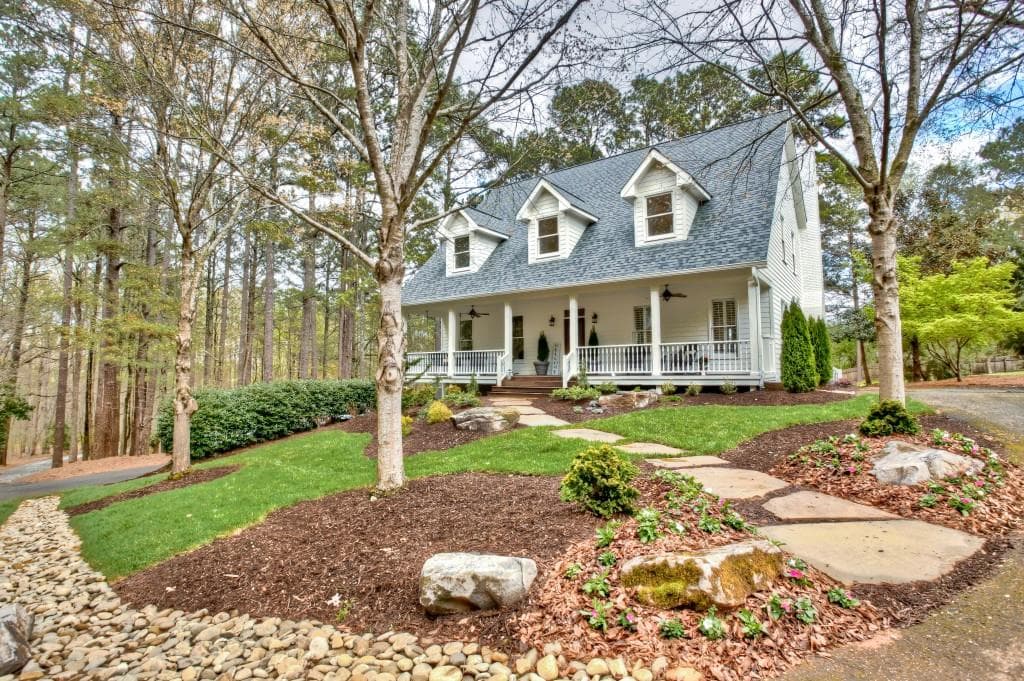 5 bedroom, 4 bathroom, 3,600 sq ft single family residence sold at 1840 Redd Road, Milton, GA 30004