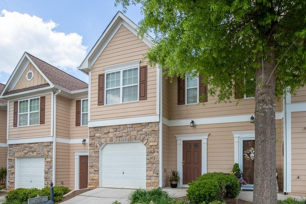 6556 Above Tide Place, Flowery Branch, GA 30542 — most recent listing photo