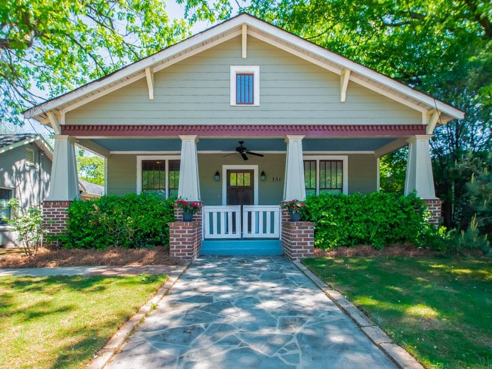 3 bedroom, 2 bathroom, 1,850 sq ft single family residence sold at 150 Battlefield Avenue, Atlanta, GA 30317