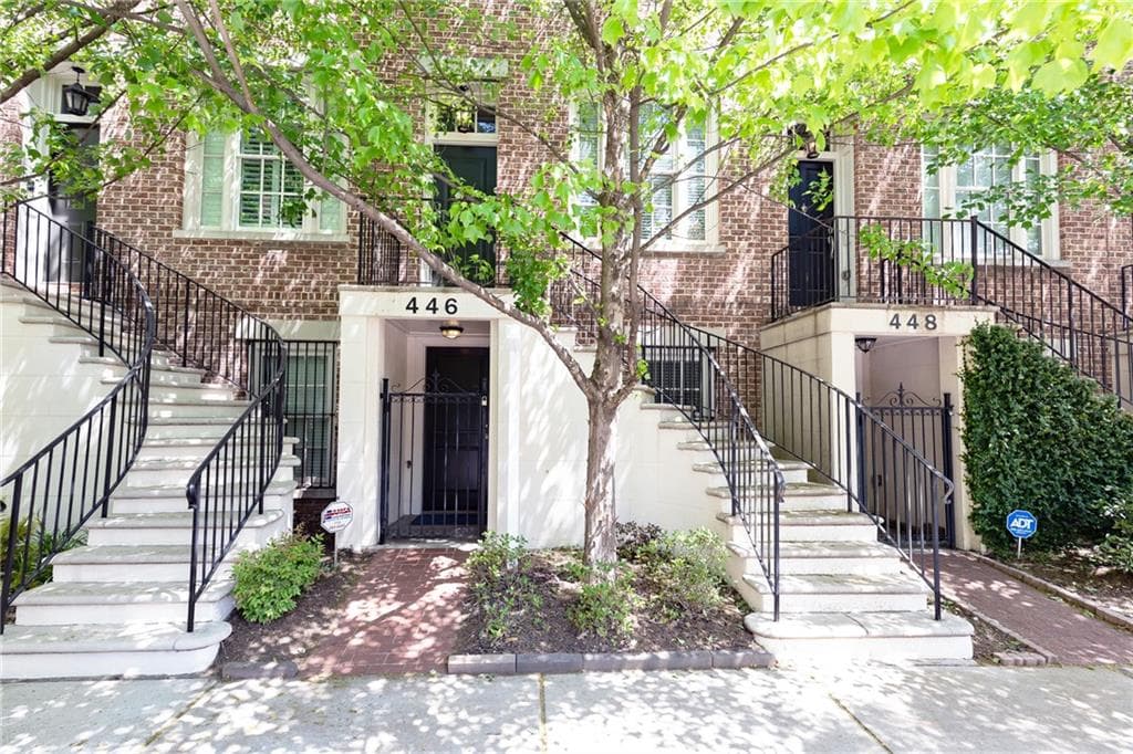 3 bedroom, 3 bathroom, 1,900 sq ft townhouse sold at 446 Bill Kennedy Way, Atlanta, GA 30316