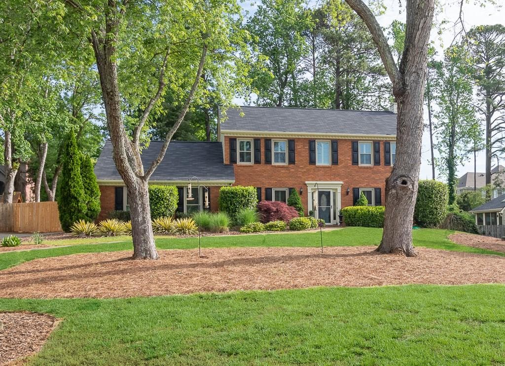 3 bedroom, 3 bathroom, 2,125 sq ft single family residence sold at 3187 Westfield Walk, Roswell, GA 30075