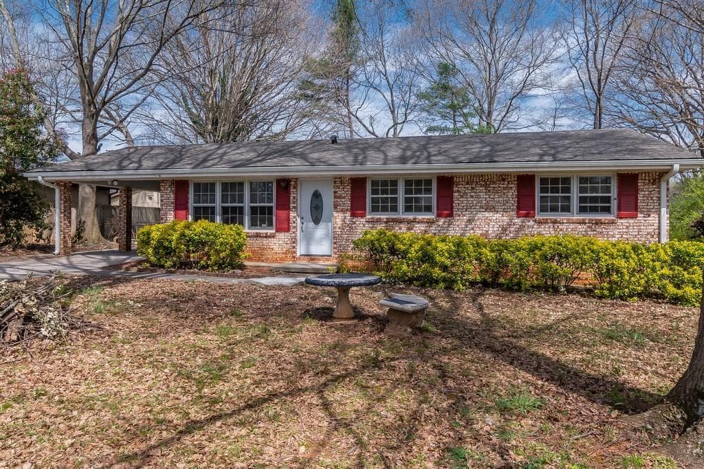 2039 Glynbrook Drive, Tucker, GA 30084 — most recent listing photo