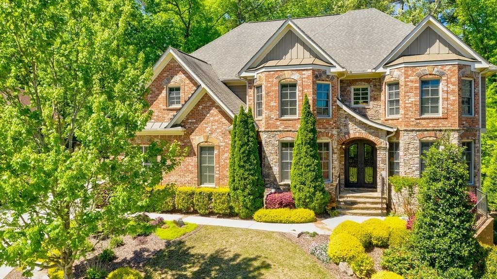6 bedroom, 6 bathroom, 6,349 sq ft single family residence sold at 120 Fernwood Drive, Woodstock, GA 30188