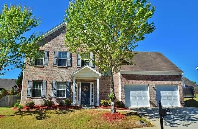 4 bedroom, 3 bathroom, 2,424 sq ft single family residence sold at 246 Franklin Street, Braselton, GA 30517