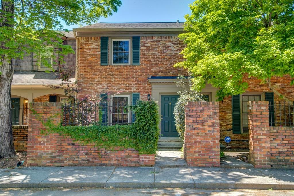 3113 Colonial Way I, Atlanta, GA 30341 — most recent listing photo