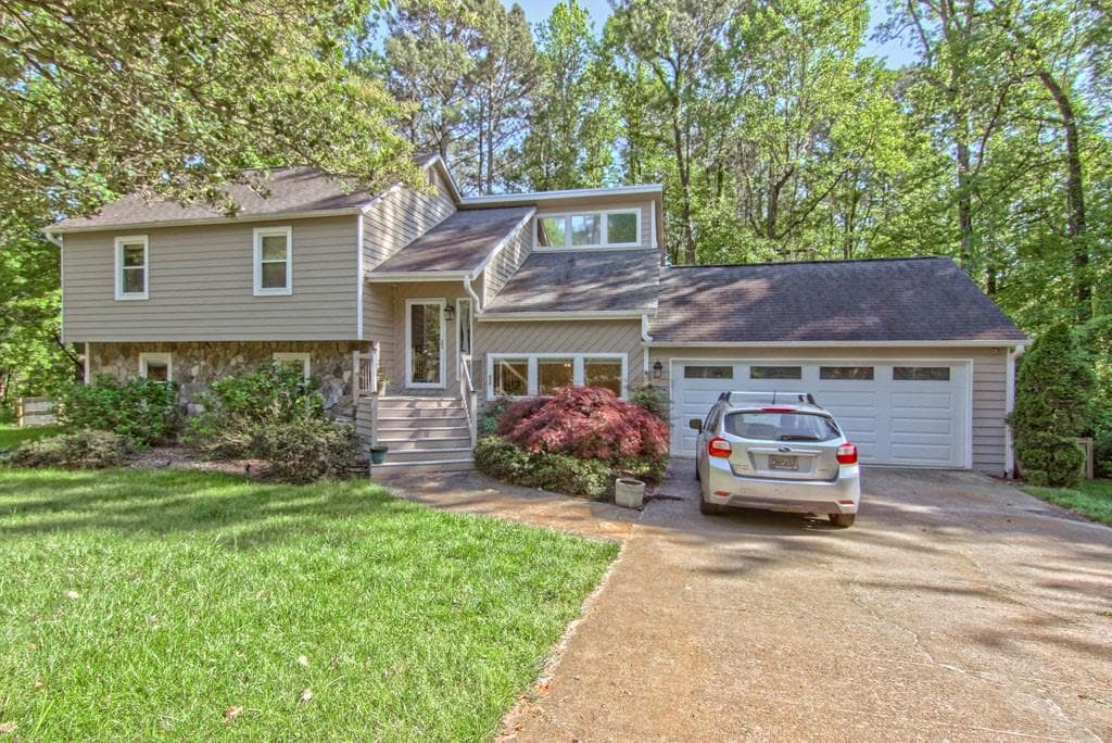 3984 Tinsley Court, Duluth, GA 30096 — most recent listing photo