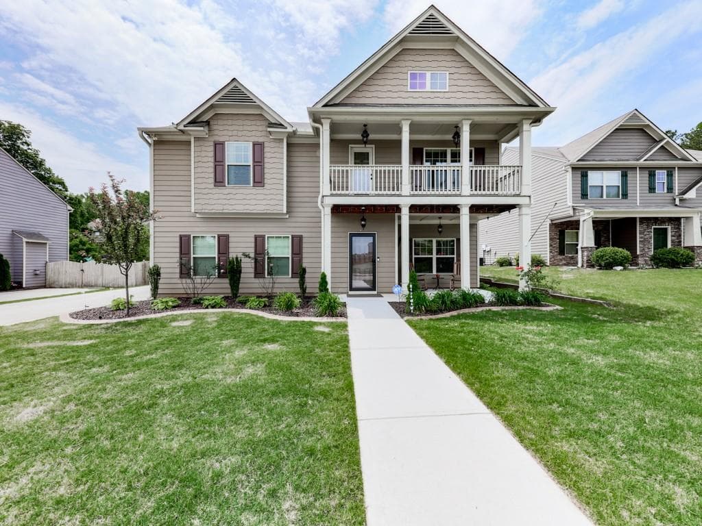 4 bedroom, 3 bathroom, 2,388 sq ft single family residence sold at 253 Creek View Lane, Acworth, GA 30102