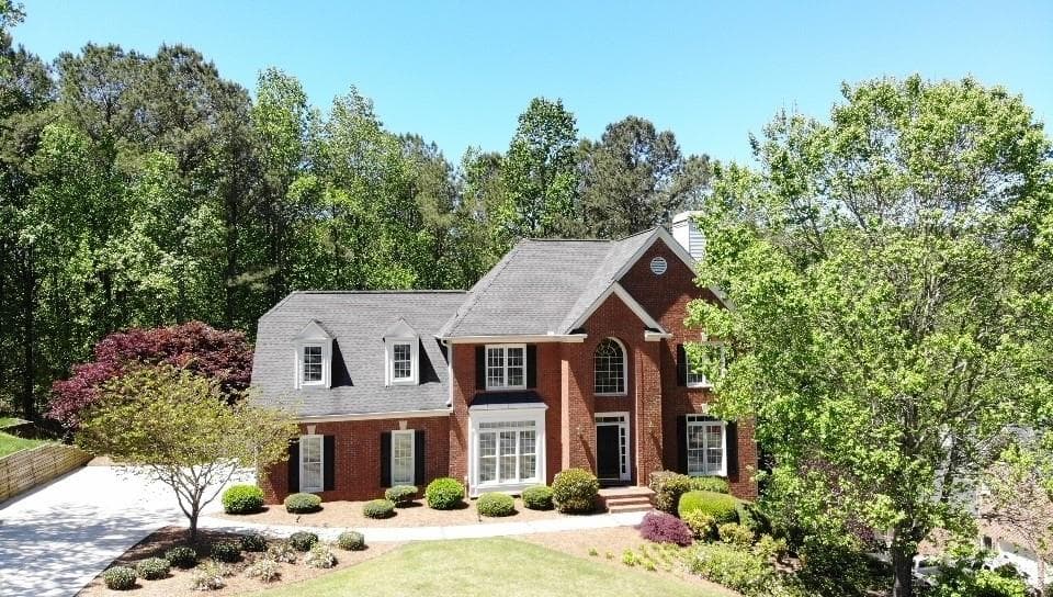 810 Charleston Drive, Roswell, GA 30075 — most recent listing photo
