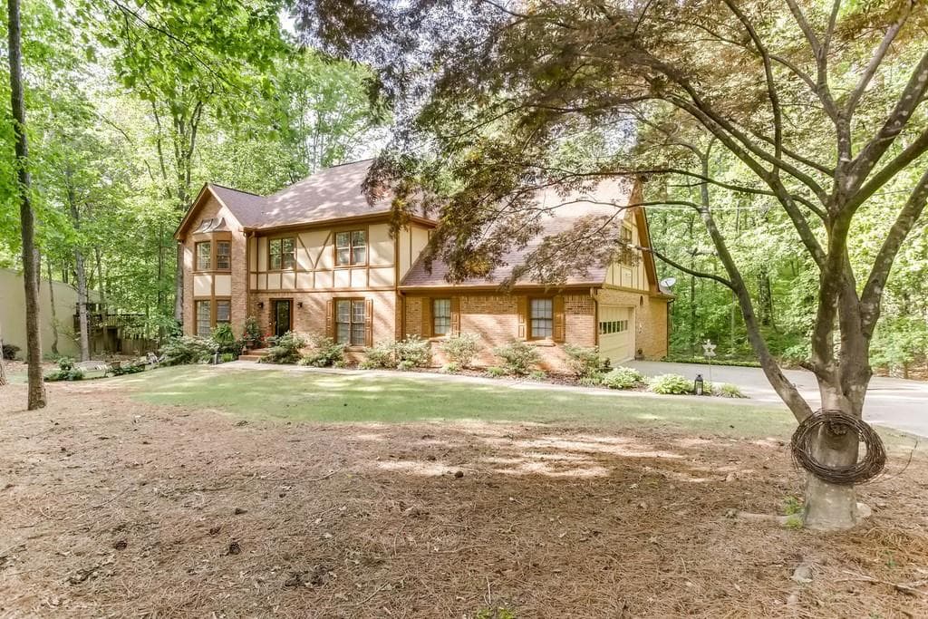 5875 HAMMERSMITH Road, Stone Mountain, GA 30087 — most recent listing photo